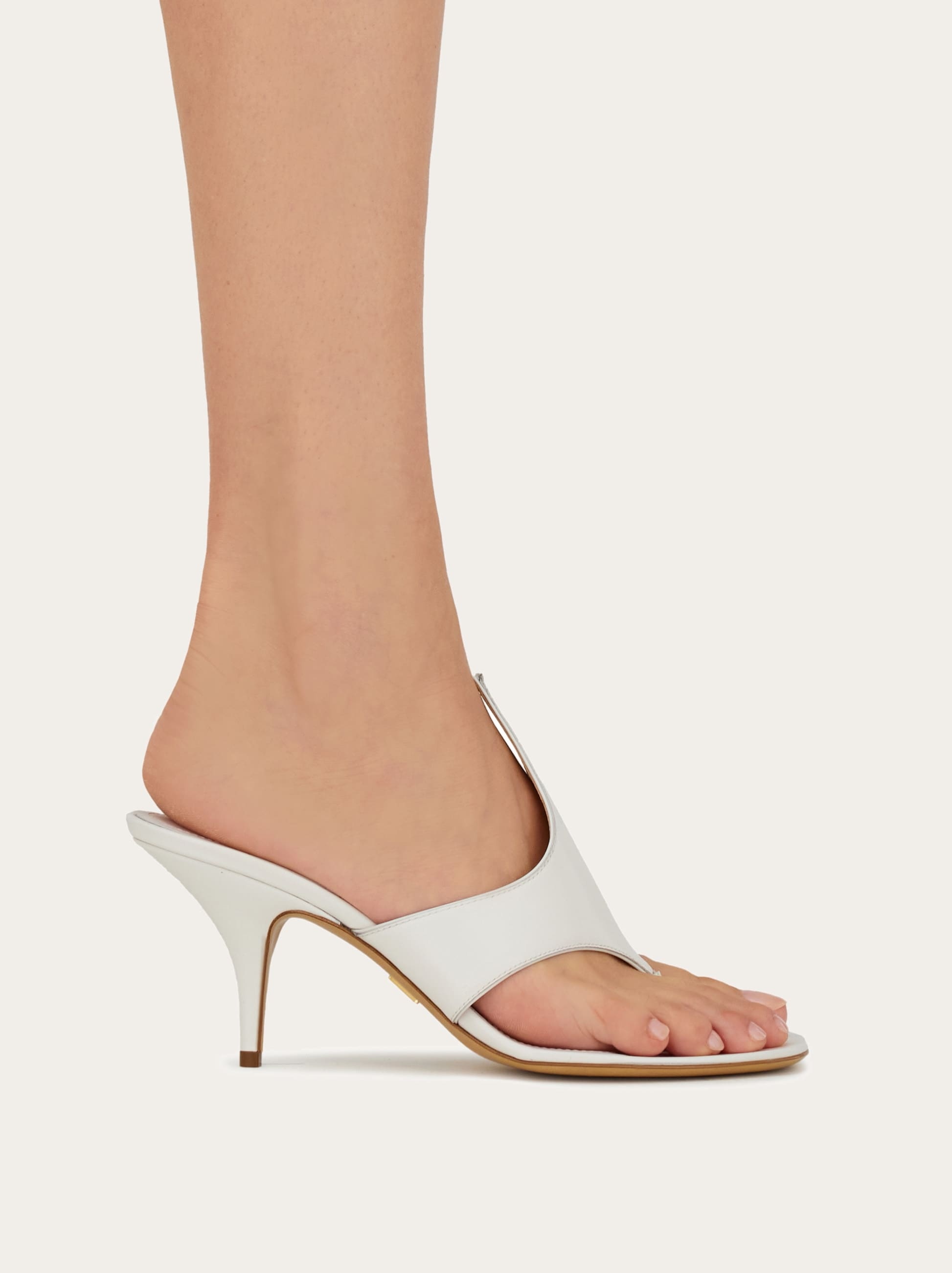 Sandal with graphic detail - 2