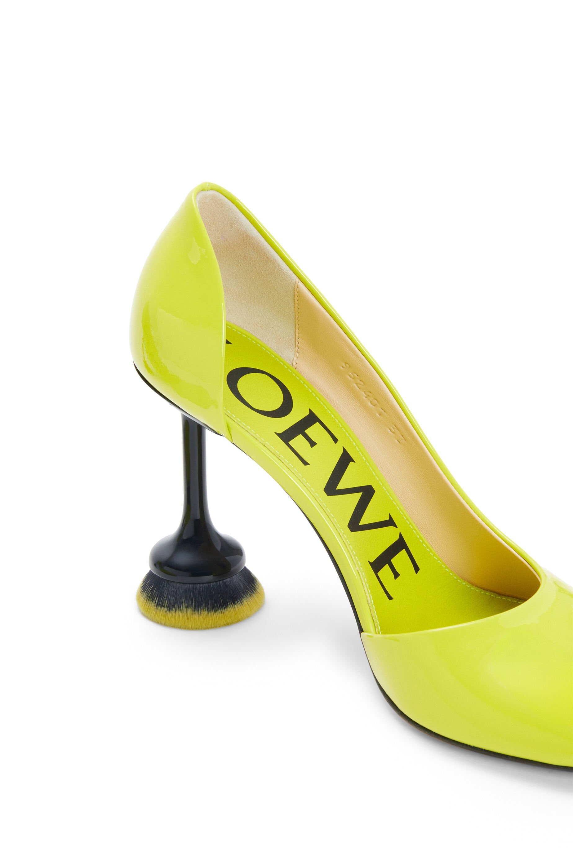 【送料&関税込】Loewe Toy Brush Dorsay Pumps Loewe Toy brush D'Orsay pump in patent lambskin | REVERSIBLE