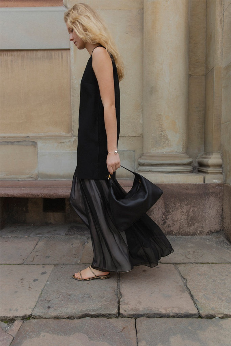 Liffner PILLOW SHOULDER BAG BLACK outlook