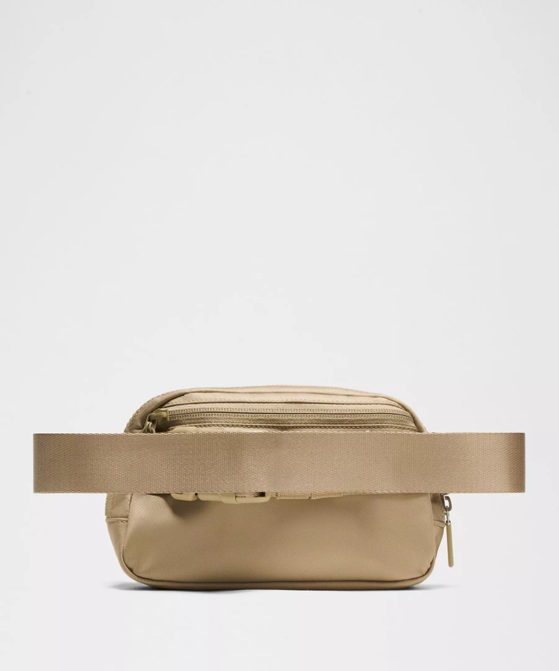 Everywhere Belt Bag with Long Strap 1L *Pride 3