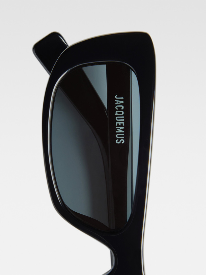 JACQUEMUS Les lunettes Capri outlook