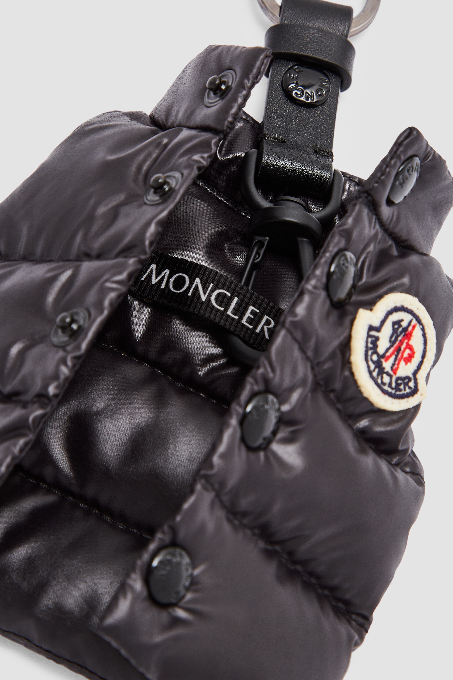 【MONCLER】VEST KEY RING ジレ キーリング モンクレール MONCLER MONCLER キーリング VEST KEYRING 6F00003
