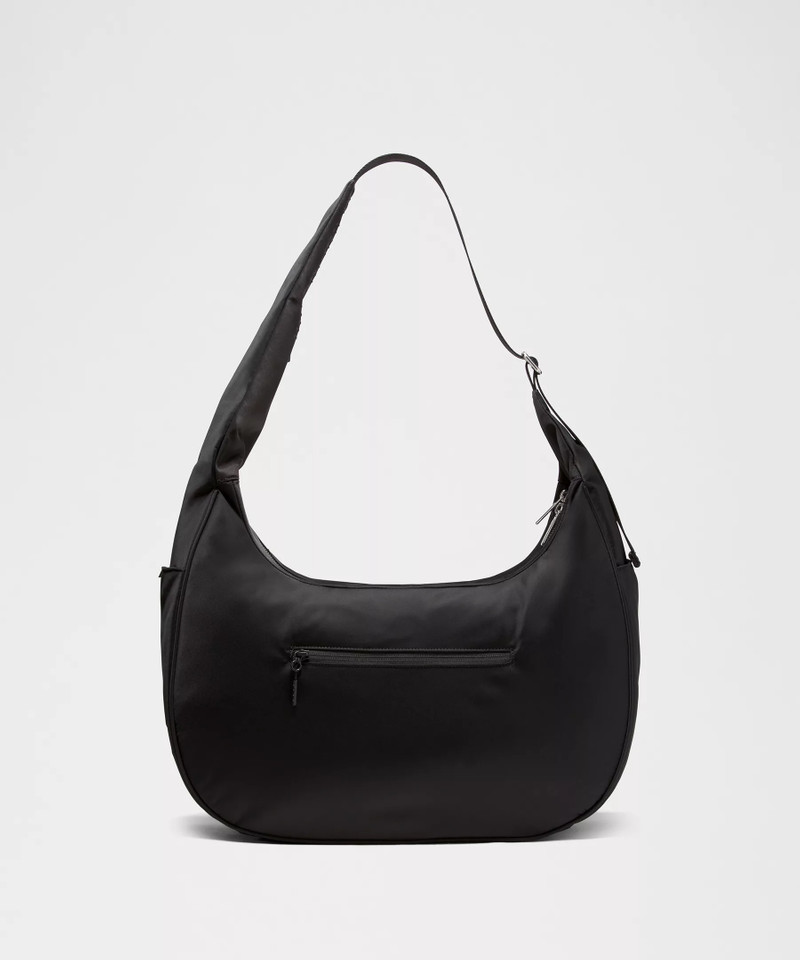 City Essentials Oversized Shoulder Bag 18L 3