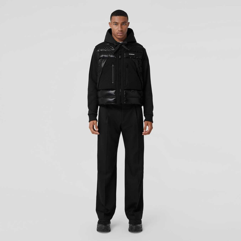 Burberry Logo Print Nylon Puffer Gilet outlook