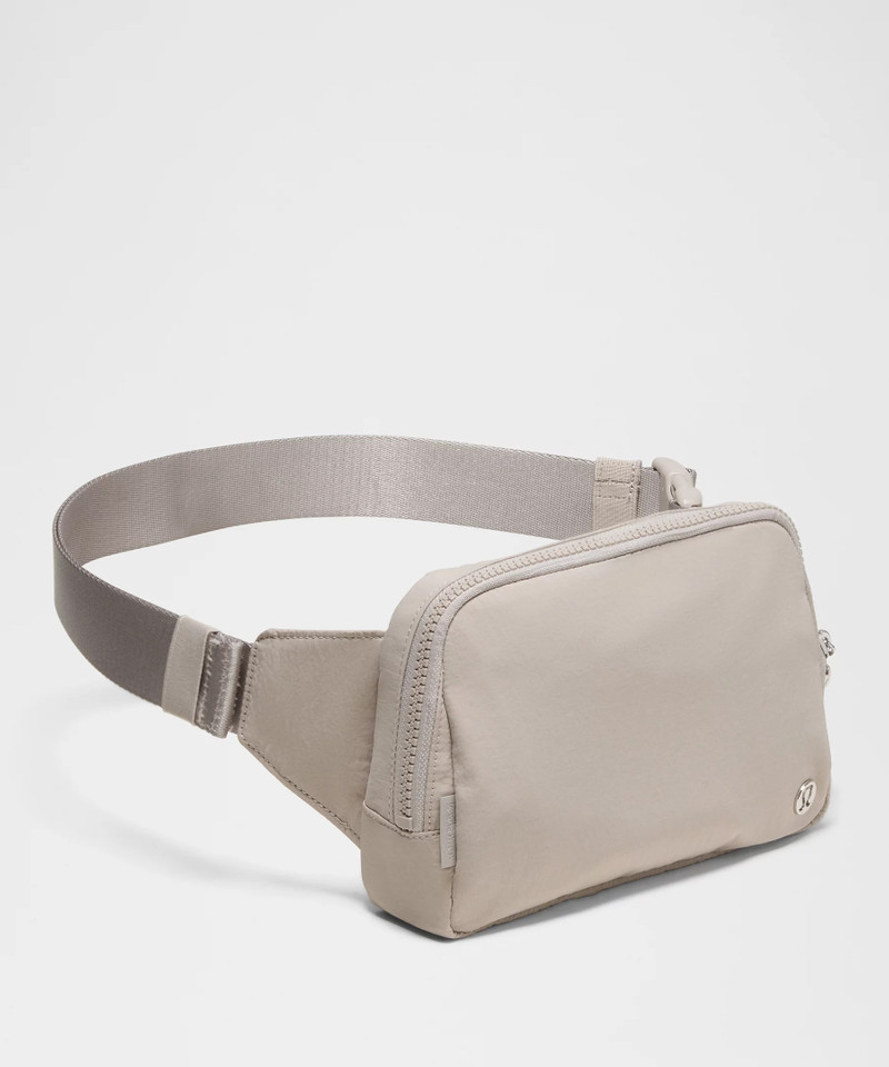 Everywhere Belt Bag Large 2L 4