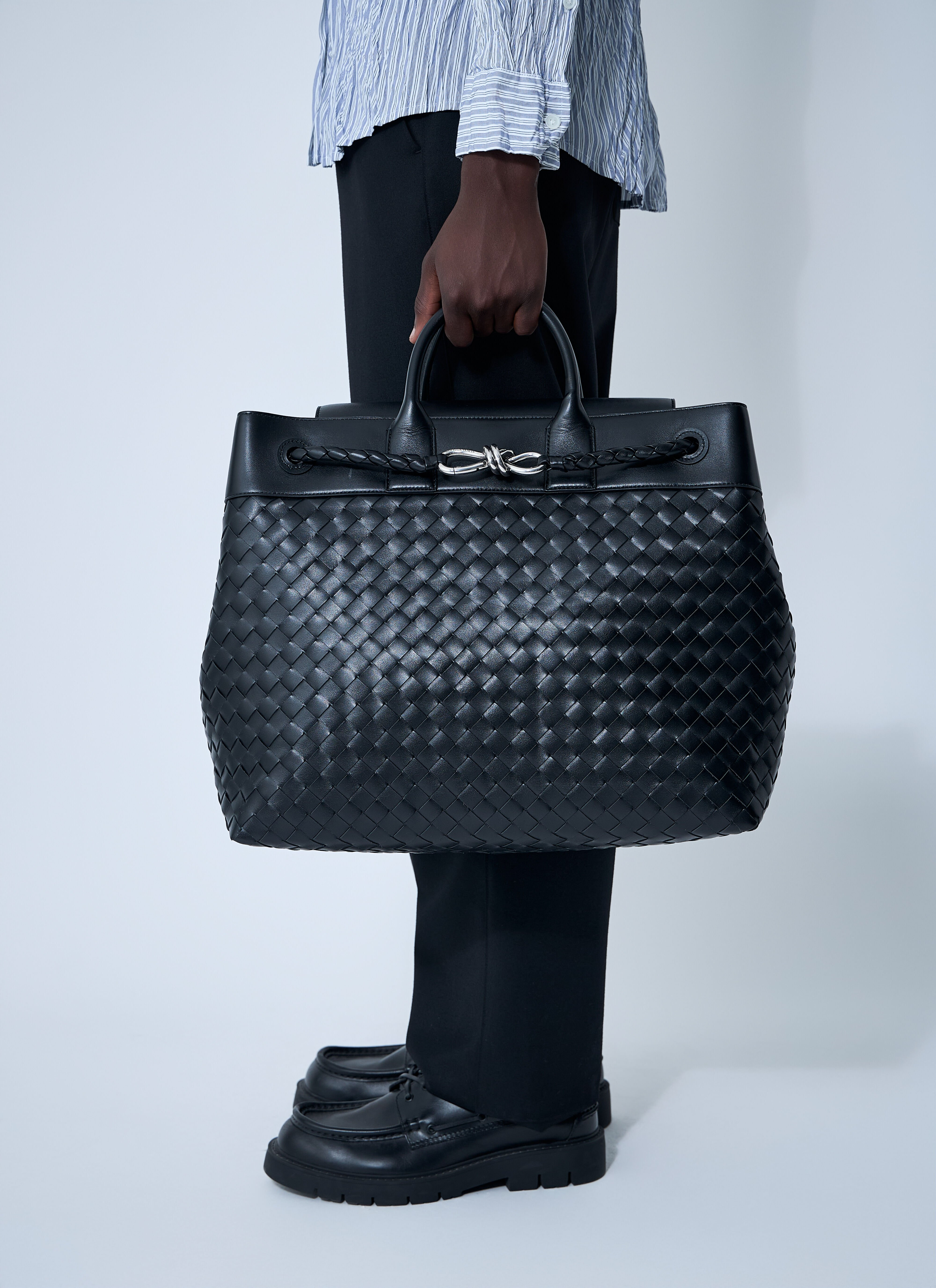 Andiamo Voyager Handbag - 2