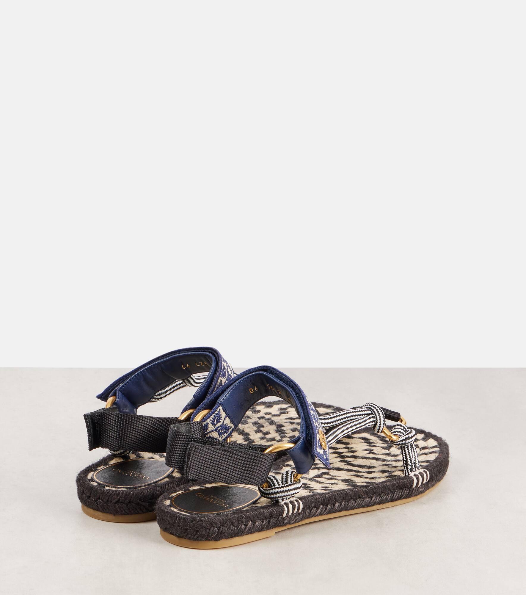 Lake Powell crochet-trimmed sandals - 2