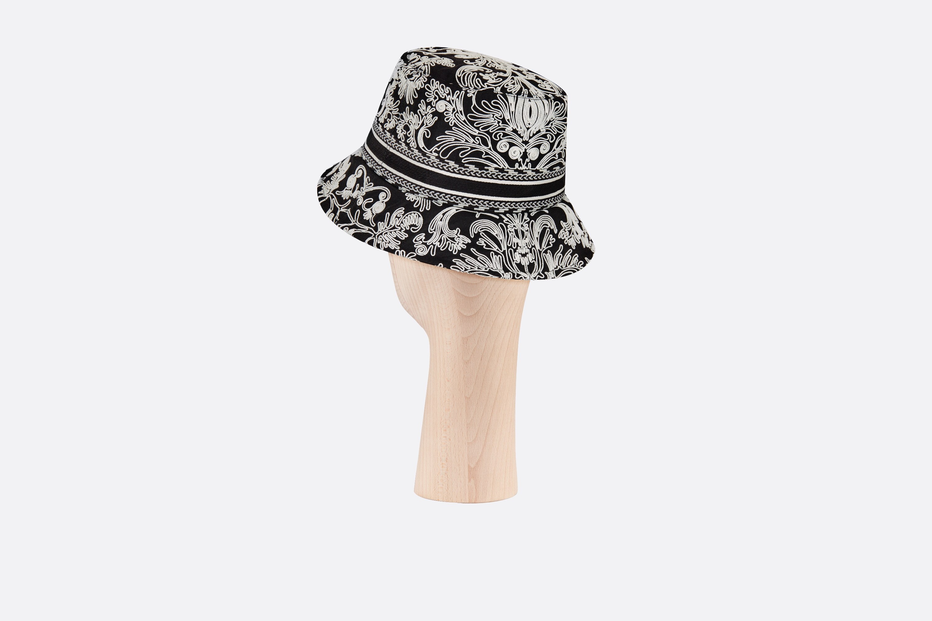 D-Bobby Small Brim Bucket Hat - 3