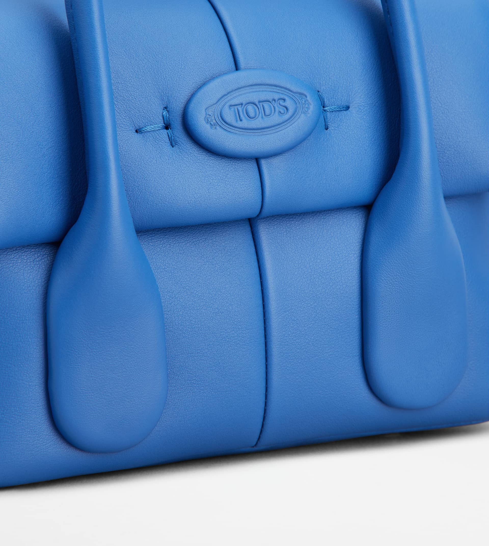 TOD'S DI BAG REVERSE IN LEATHER MINI - LIGHT BLUE - 6