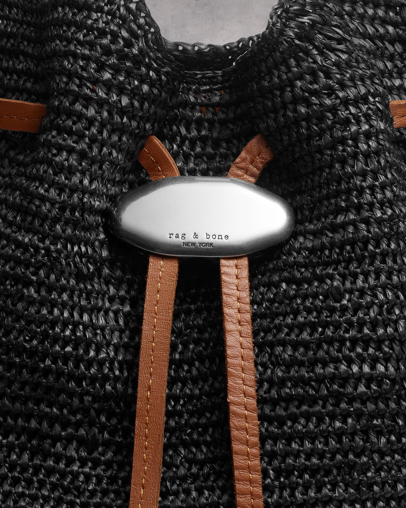 Daily Bucket Bag - Raffia
Small Tote Bag 5