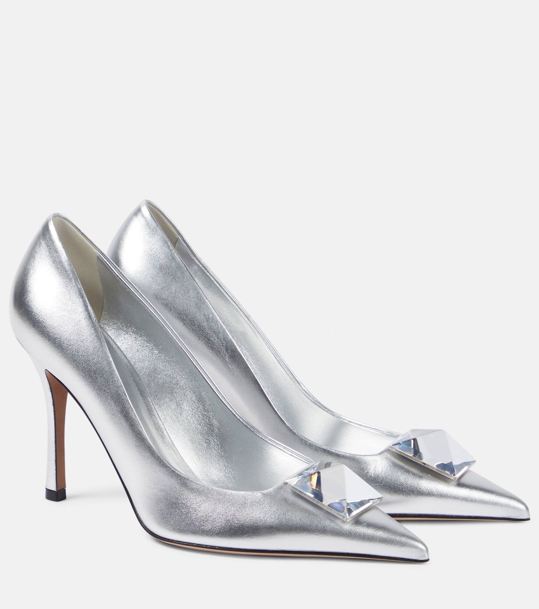 One Stud metallic leather pumps - 1