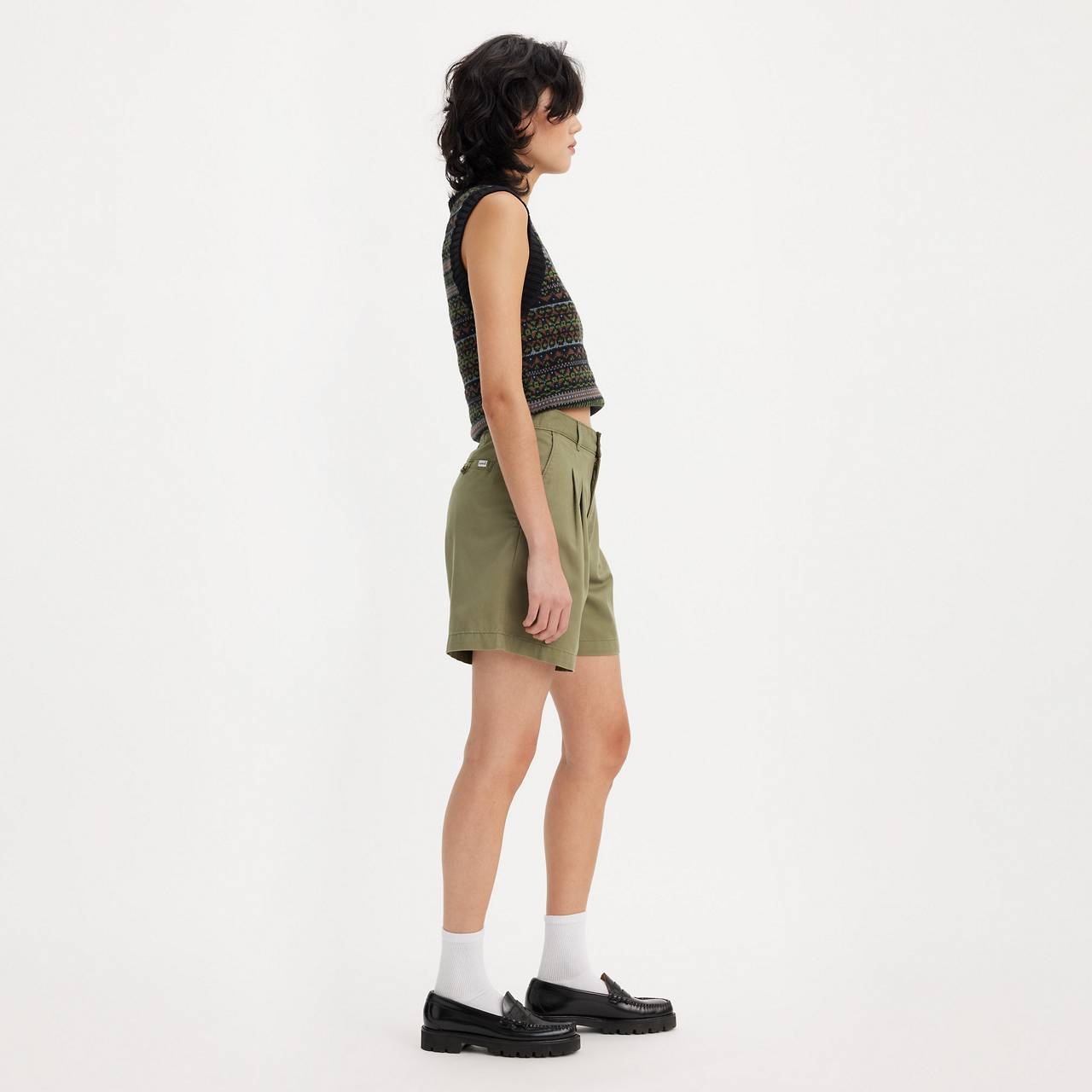 PLEATED WOMEN'S TROUSER SHORTS - 6