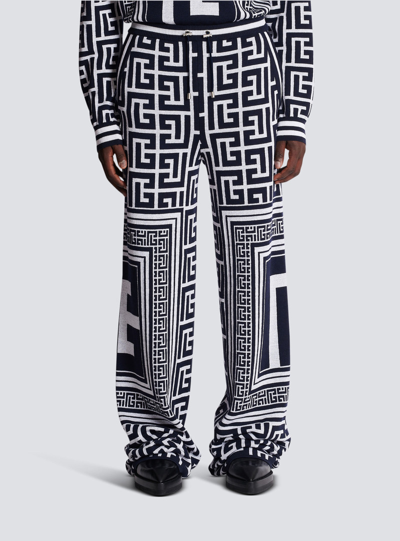 Maxi monogrammed casual trousers 5