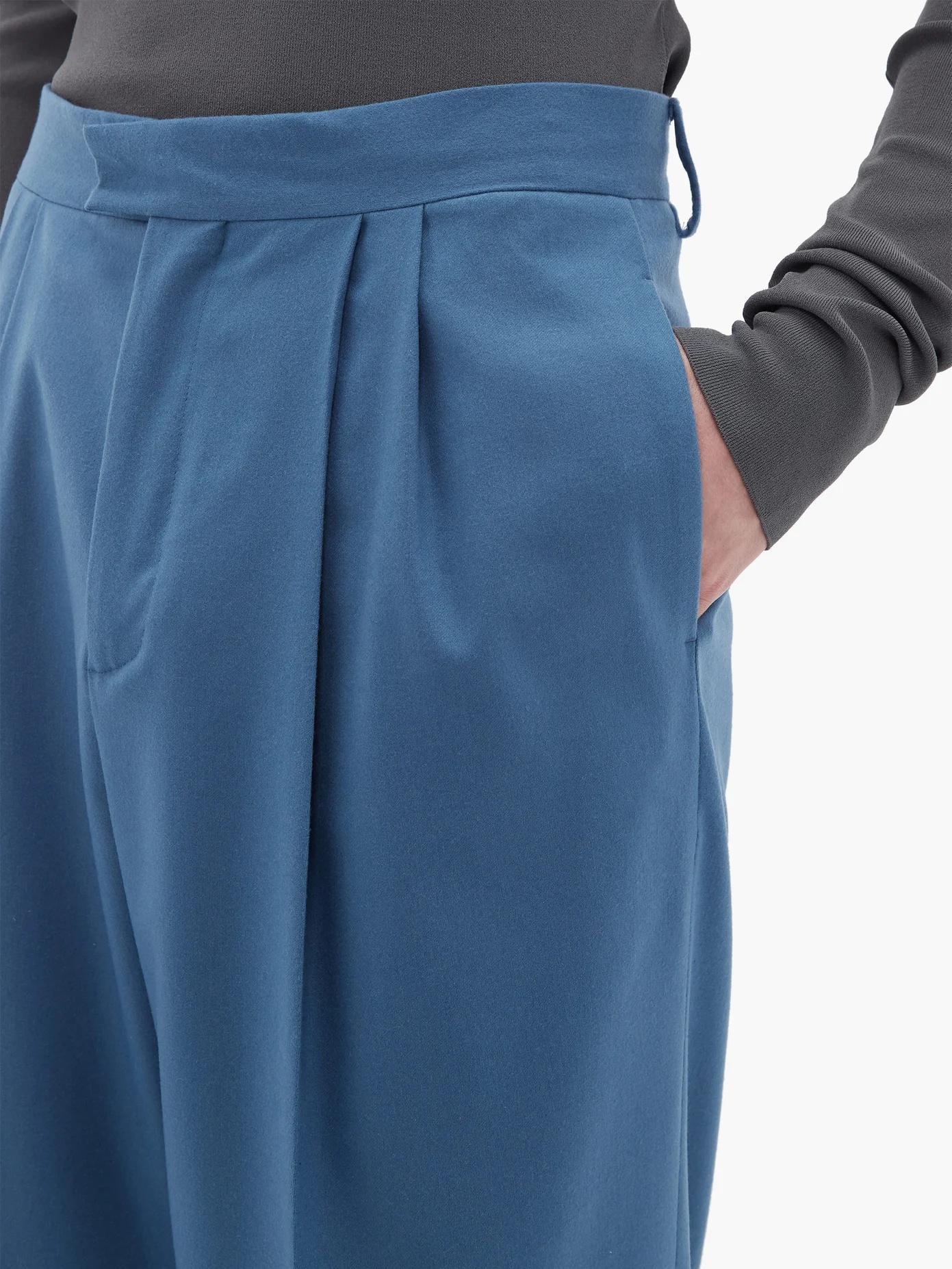 Pleated wide-leg cashmere-blend twill trousers - 5