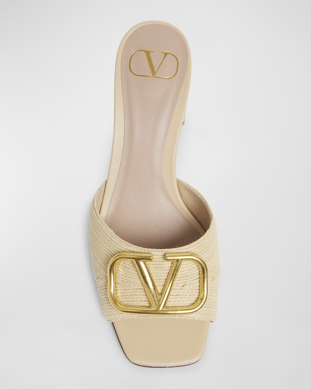 VLogo Medallion Raffia Slide Sandals - 6