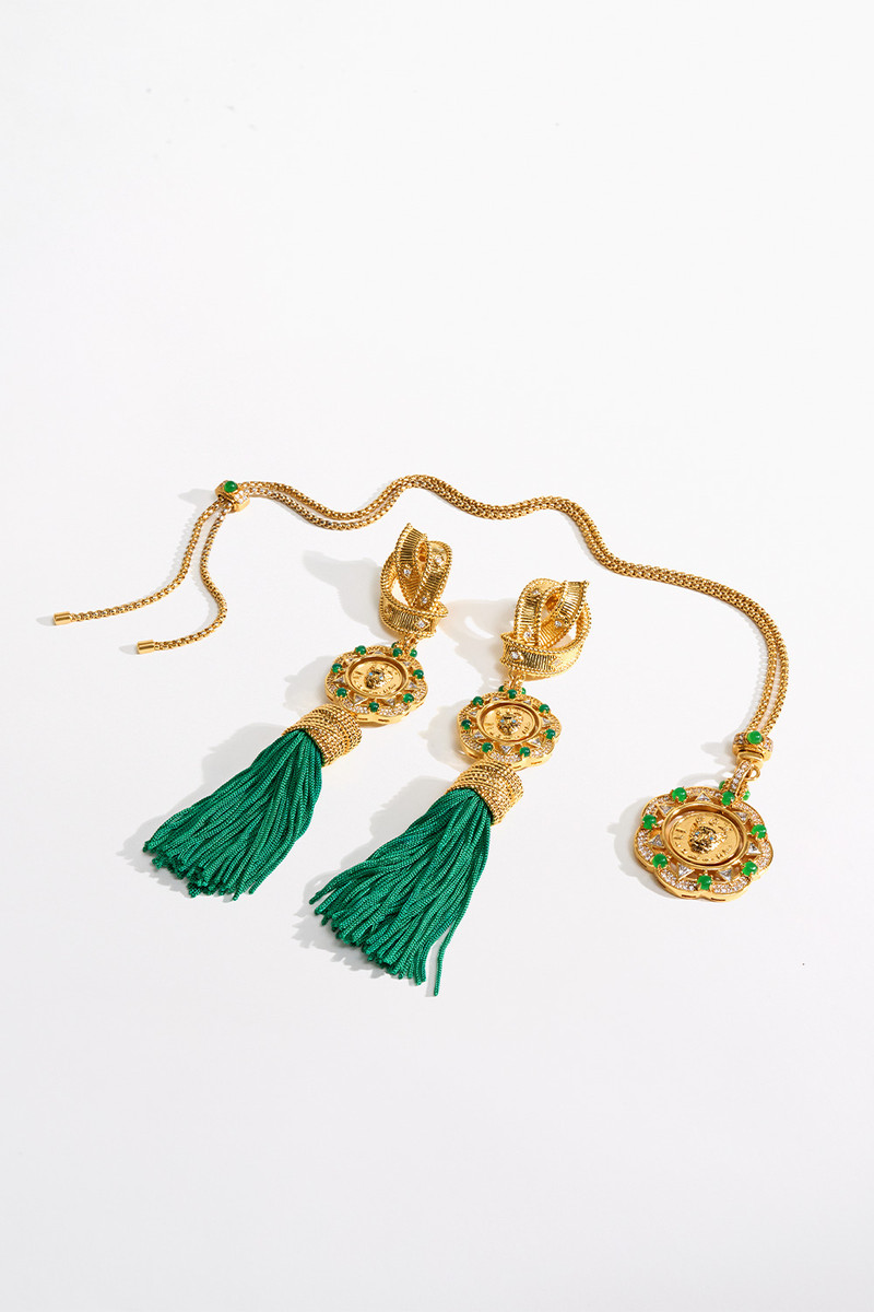 FIERCE FOLKLORE PENDANT TASSEL EARRINGS 3