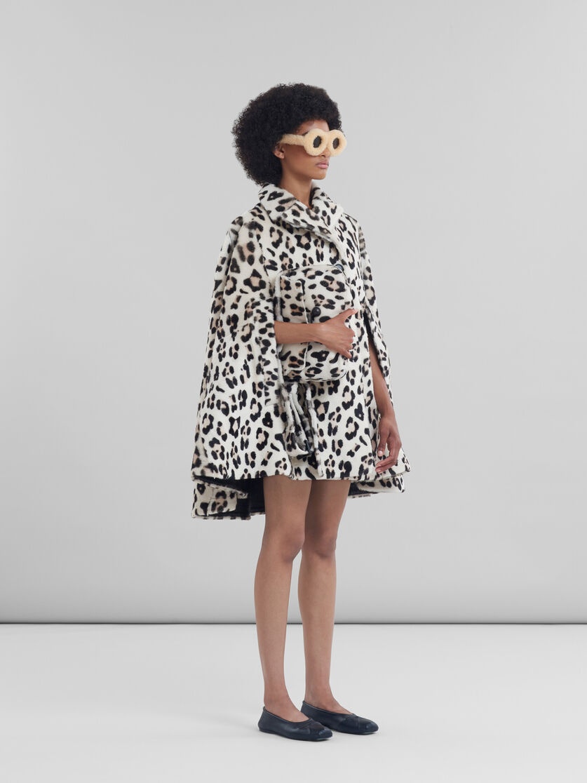 SHORN SHEARLING CAPE WITH ANIMALIER PRINT - 6