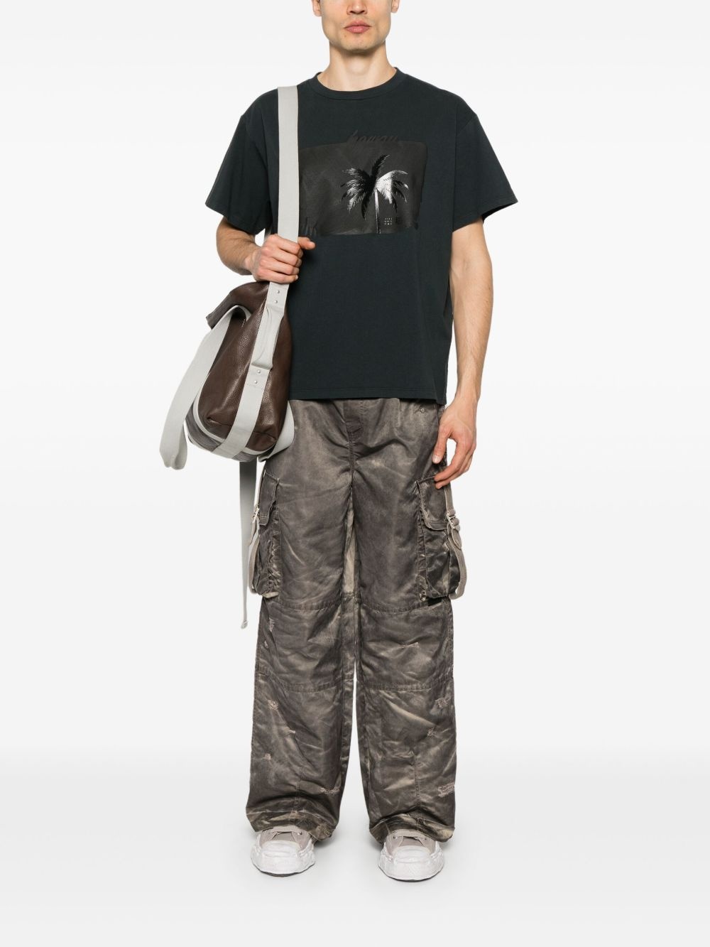 graphic-print T-shirt - 2