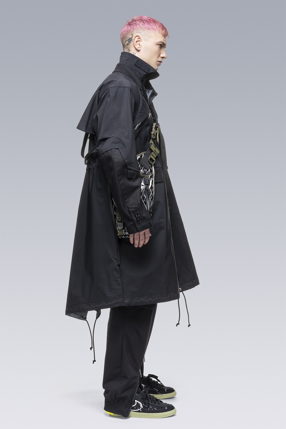 SAC-J2760 sacai / ACRONYM Trench Coat Black - 25