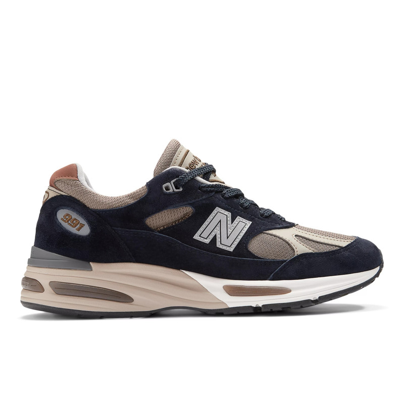 Made in UK 991v2 - 1