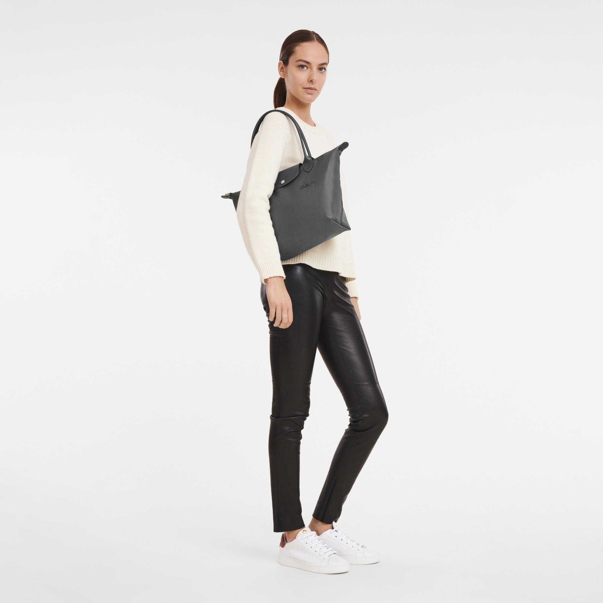 Le Pliage Green M Tote bag Graphite - Recycled canvas - 2