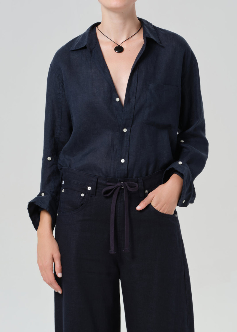 Citizens of Humanity Kayla Shrunken Linen Shirt
In True Navy outlook