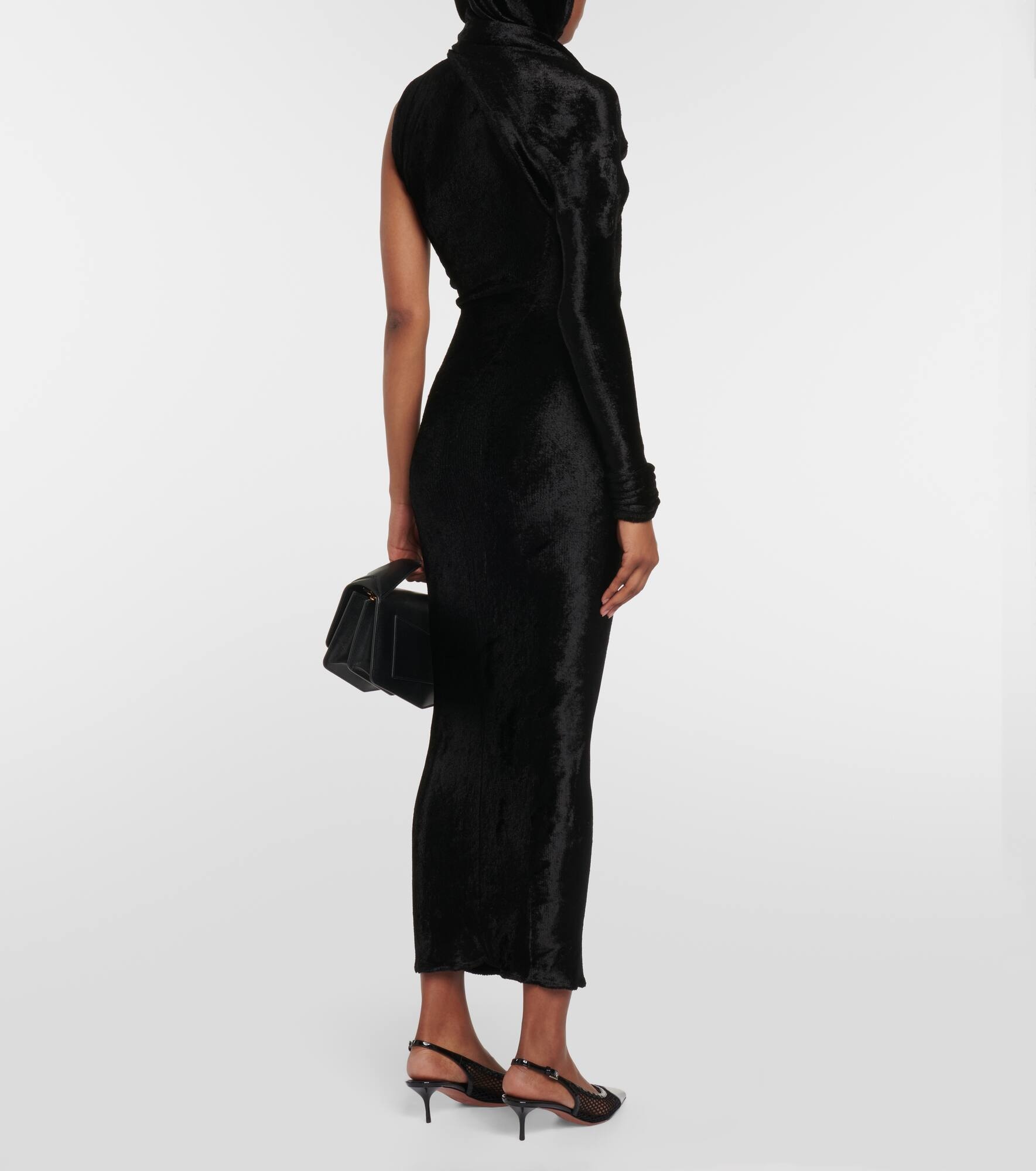 Hooded asymmetric gown - 3
