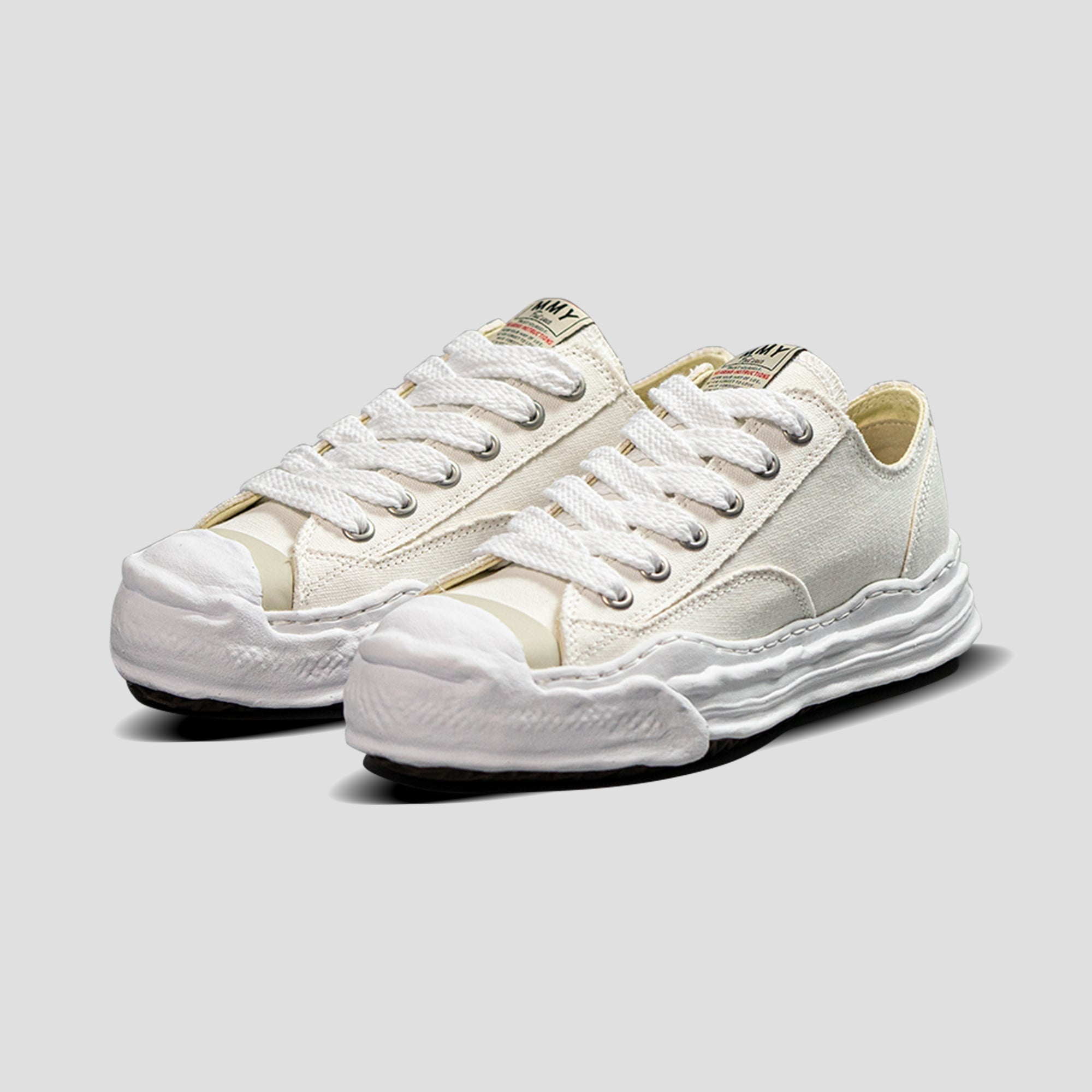 HANK OG SOLE CANVAS LOW TOP SNEAKERS - 3