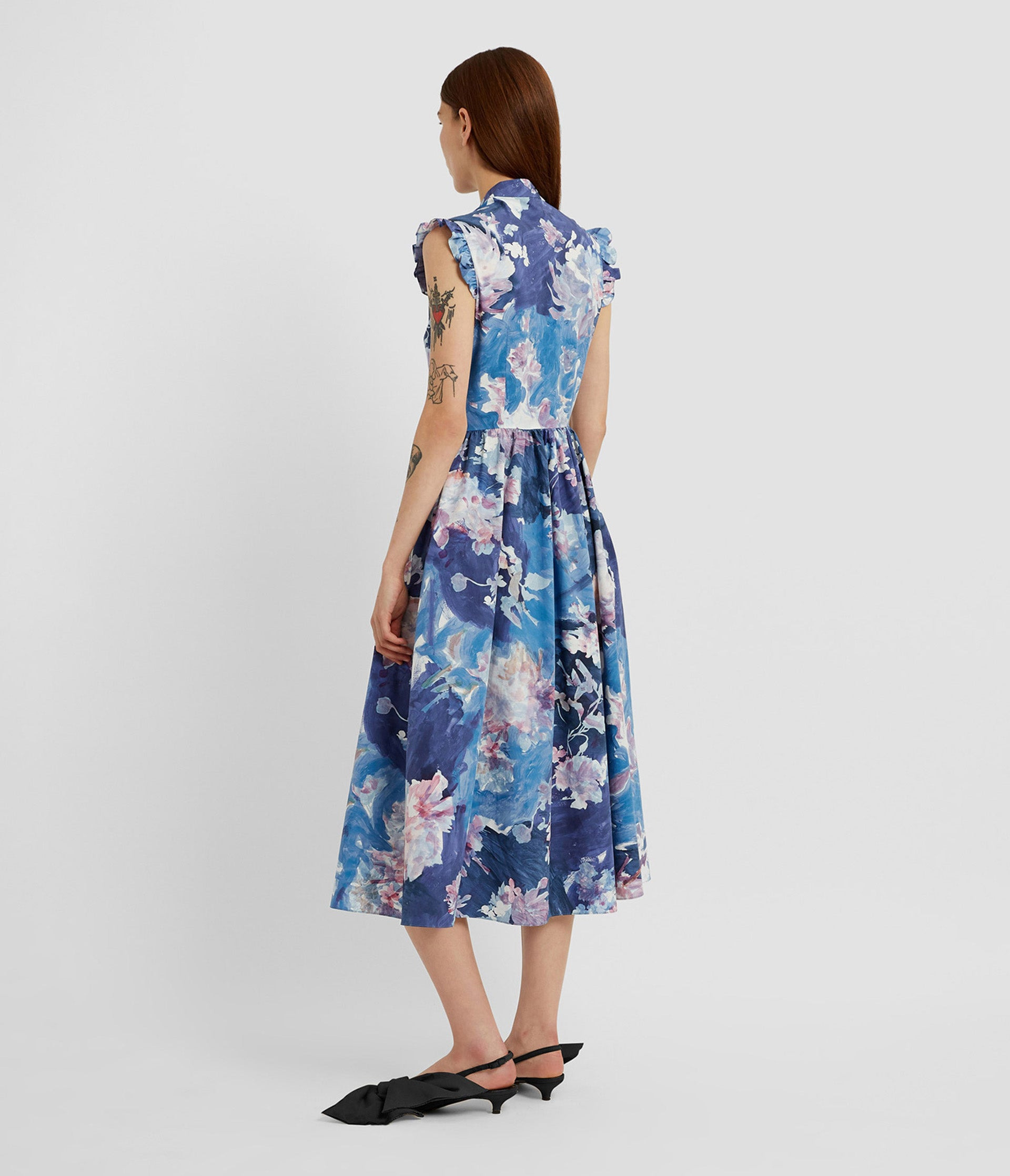 SLEEVELESS FLARED MIDI DRESS - 2