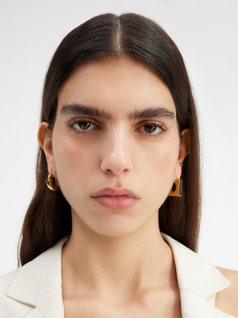 JACQUEMUS Les boucles rond carré outlook