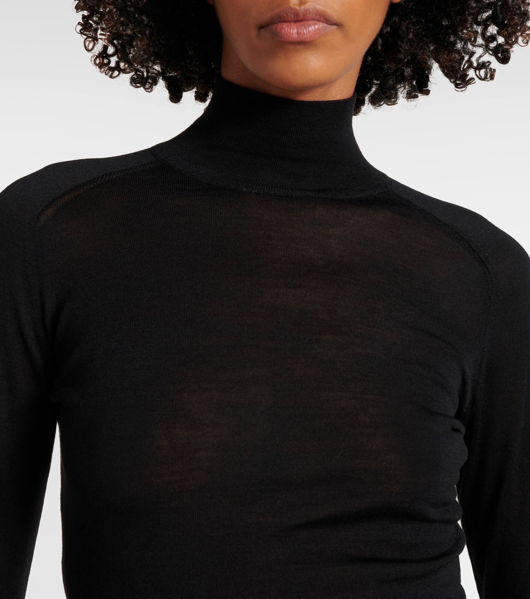 Faux fur-trimmed wool turtleneck top - 4