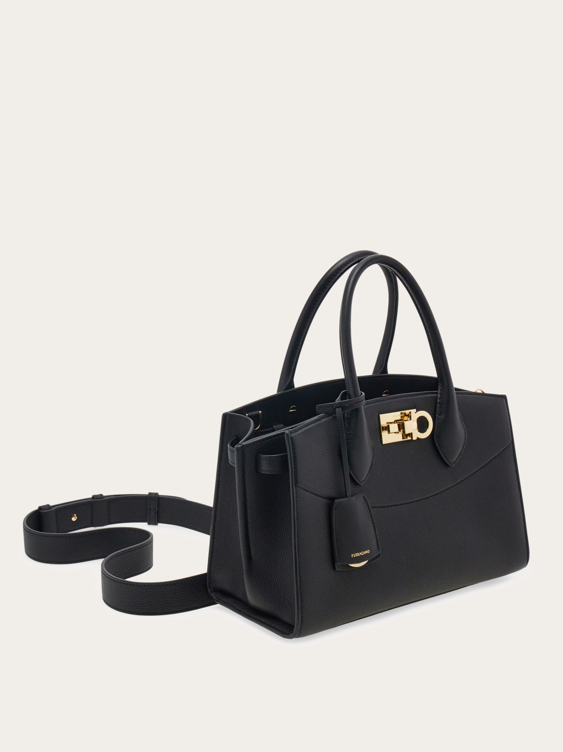 New Ferragamo Studio soft bag (M) - 7