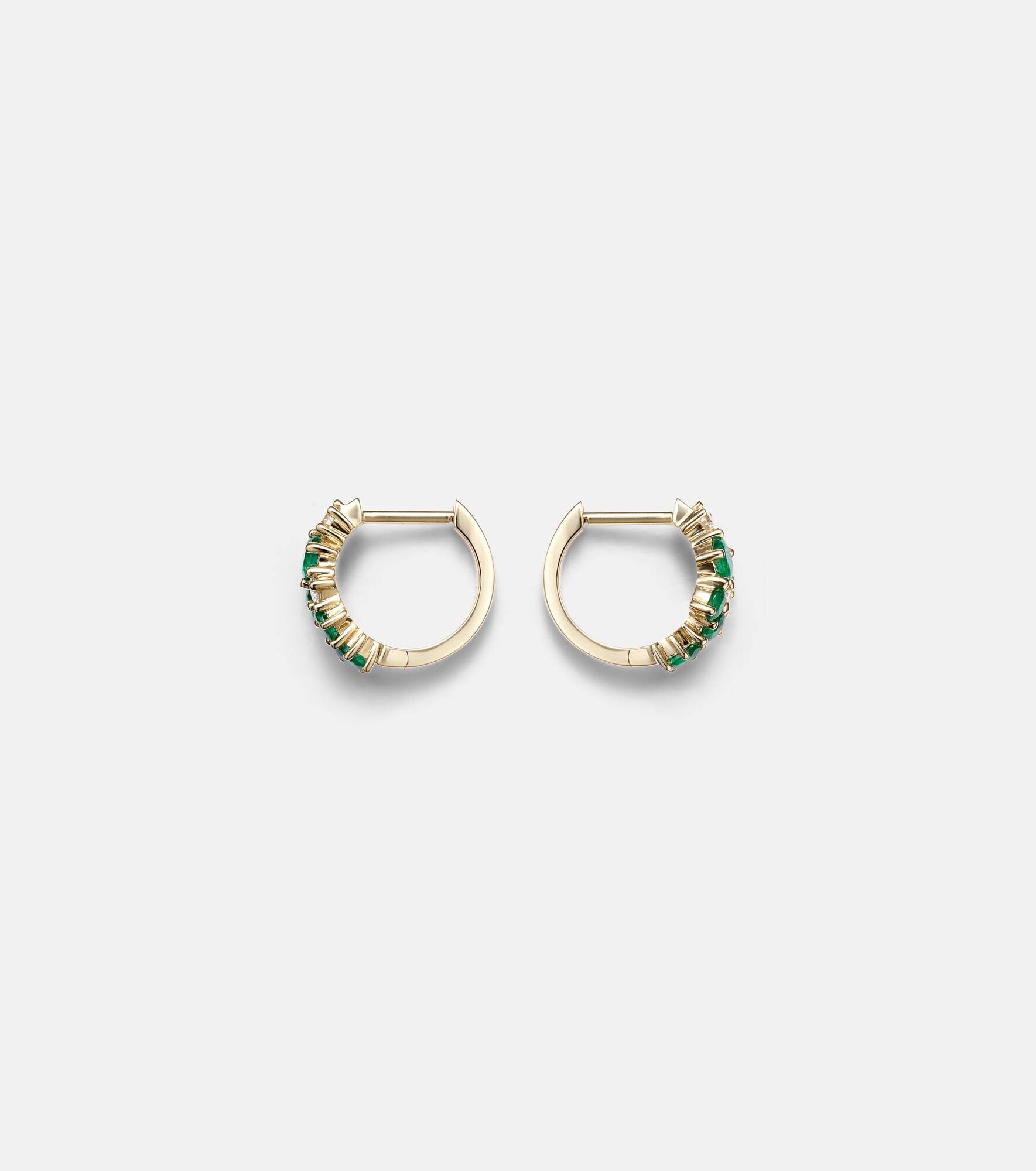 x Wicked Emerald City 14kt gold huggies with emeralds and diamonds - 4