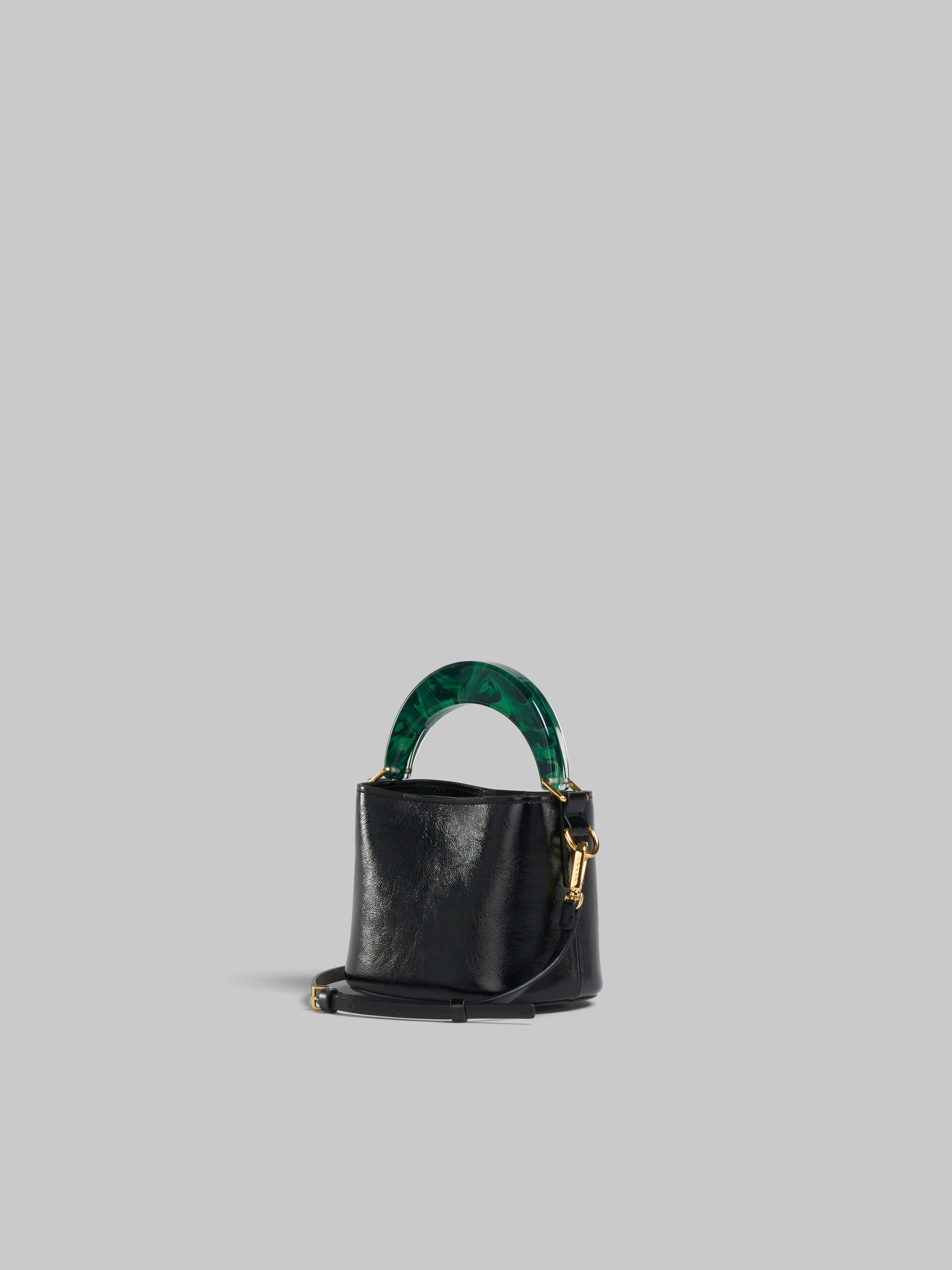 VENICE MINI BUCKET BAG IN BLACK PATENT LEATHER - 3