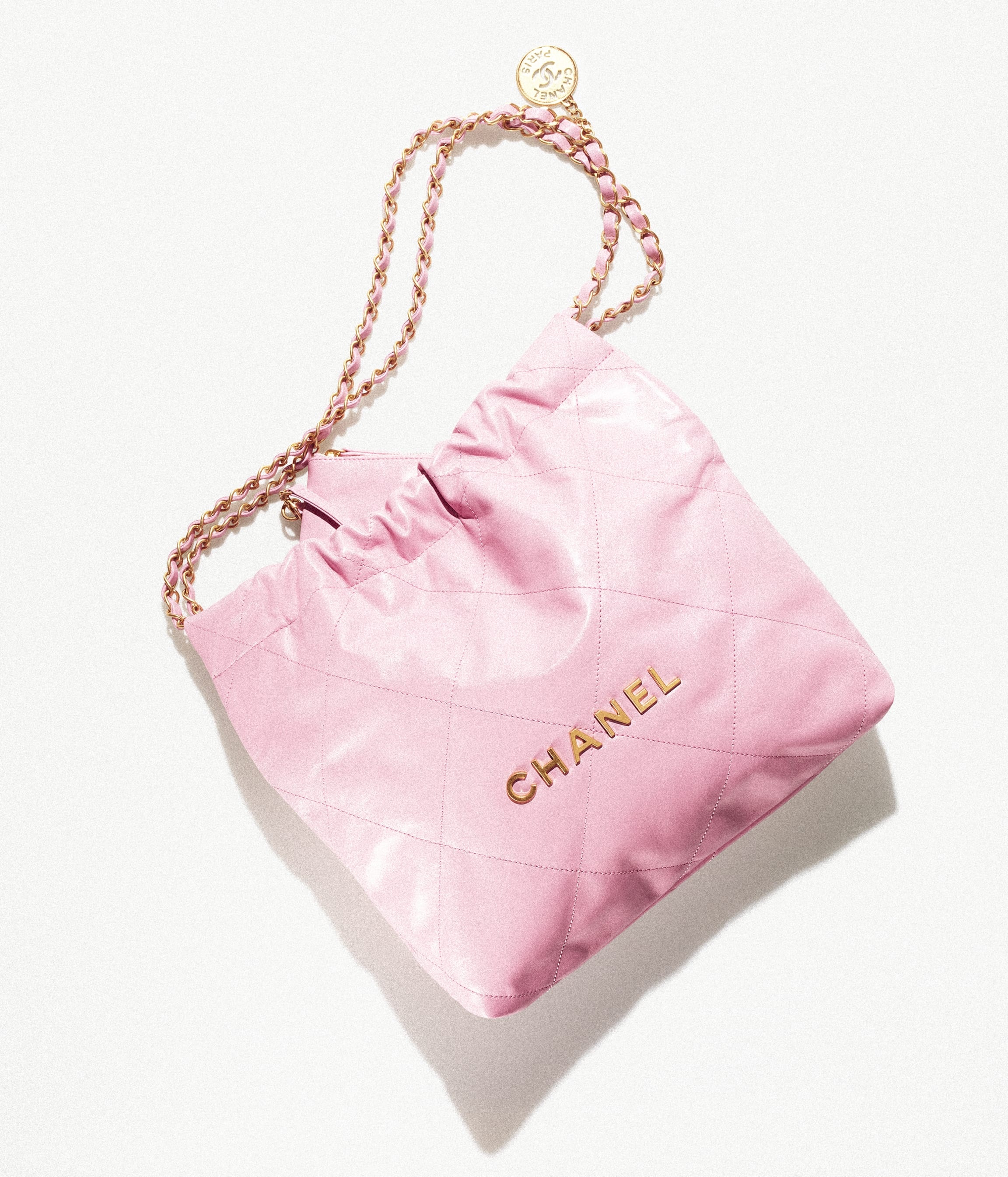 CHANEL 22 Small Handbag - 4