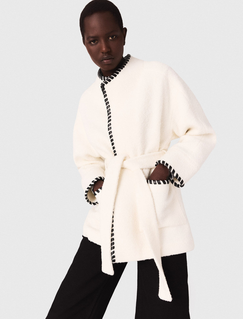 Lined coat with contrasting ribbon 5