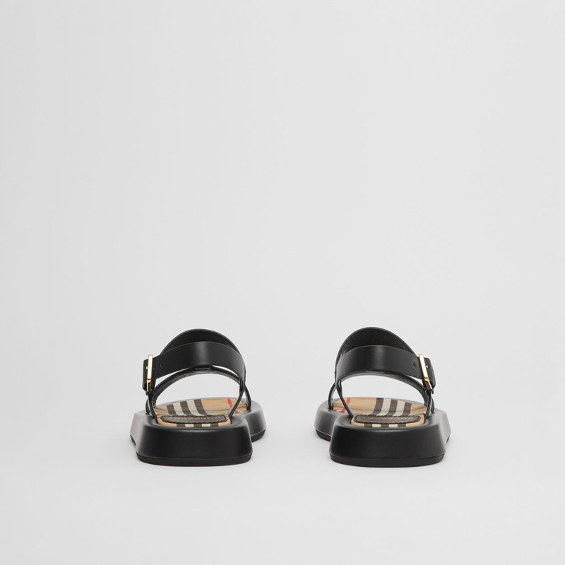 Chain-link Detail Leather Sandals 6