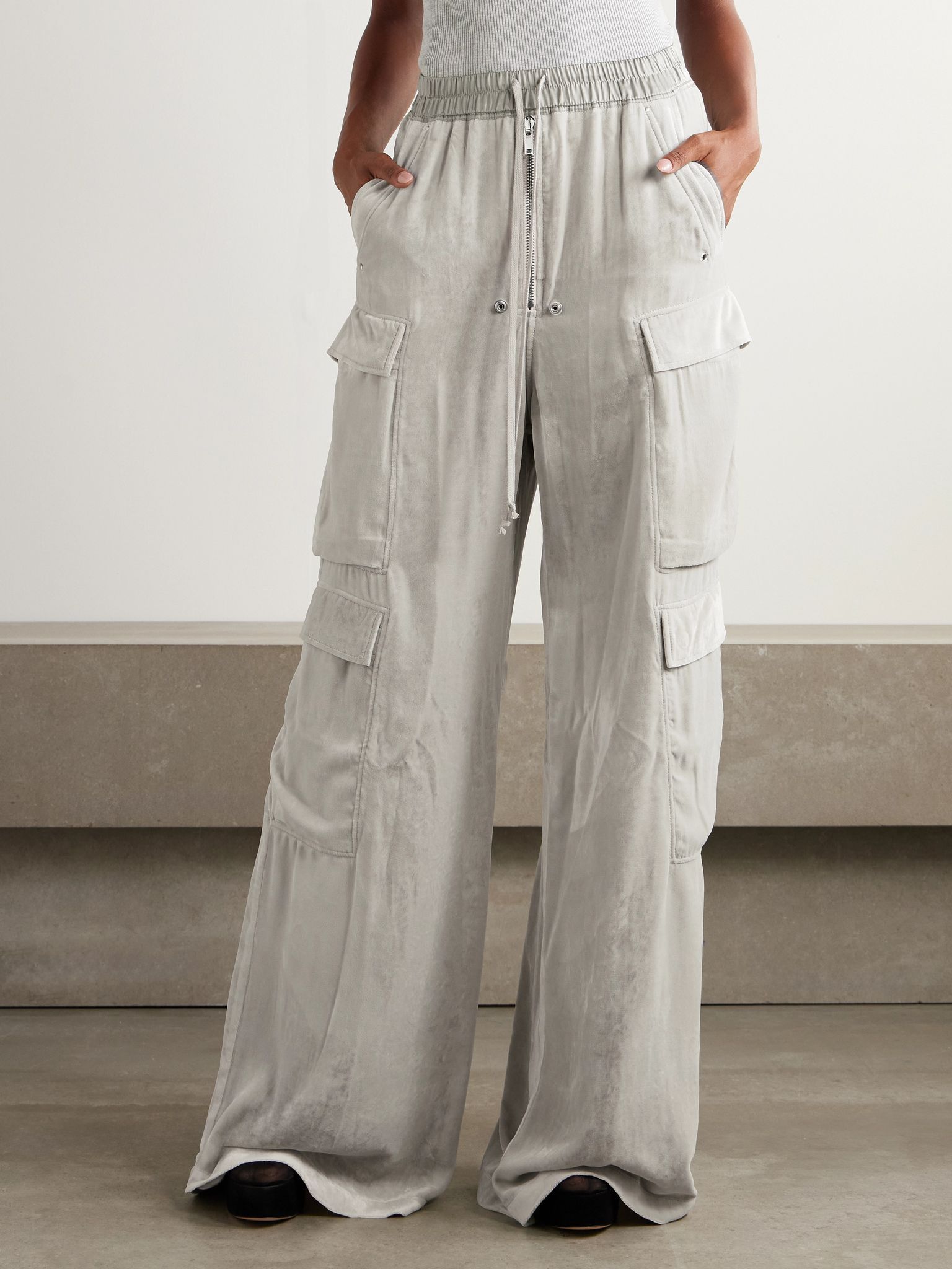 Shell-trimmed velvet wide-leg cargo pants Light gray - 3