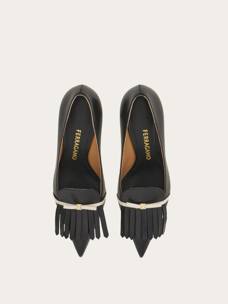 FERRAGAMO Pump with mini bow detail outlook