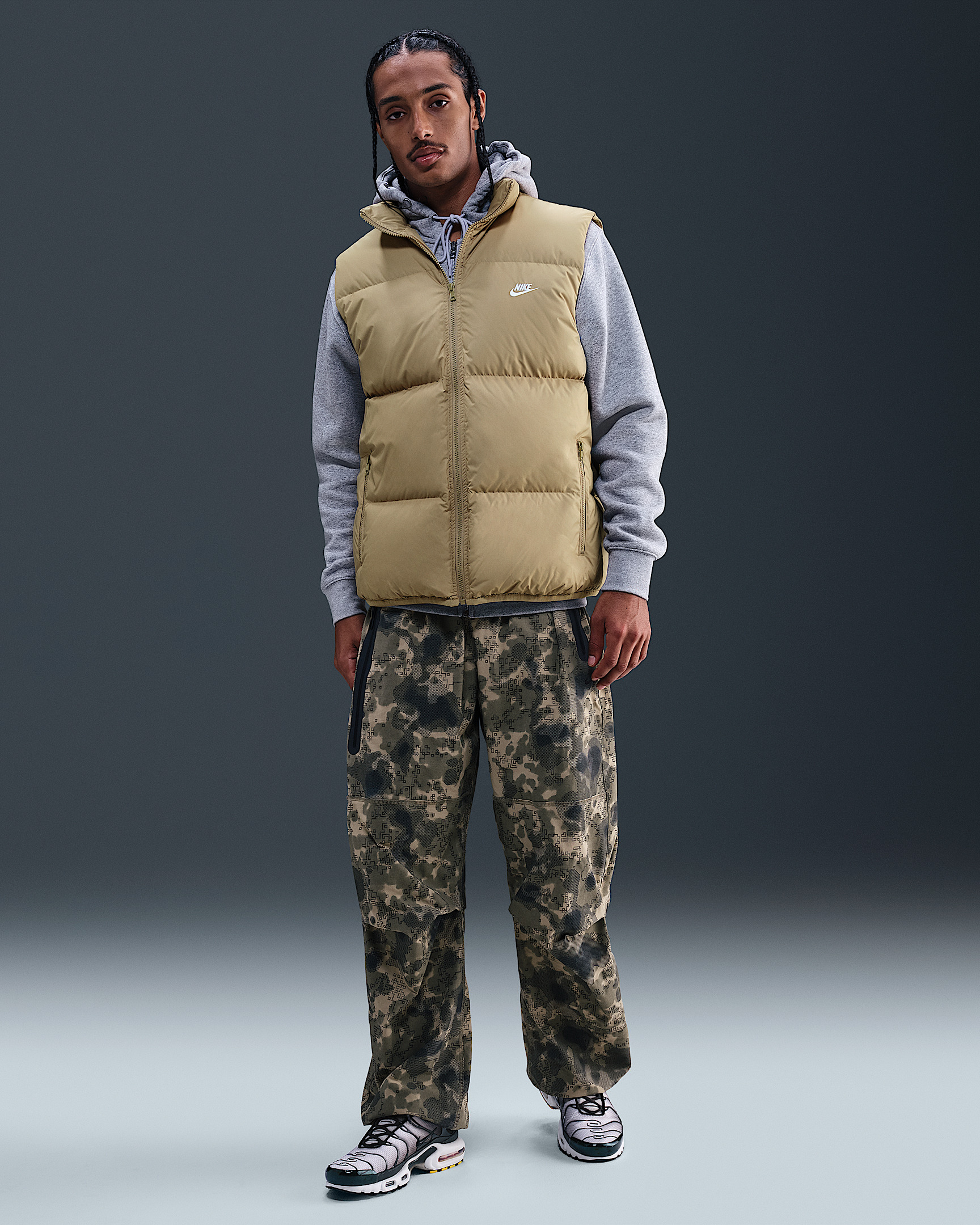 Nike Sportswear Club Men's Therma-FIT Puffer Vest - 4