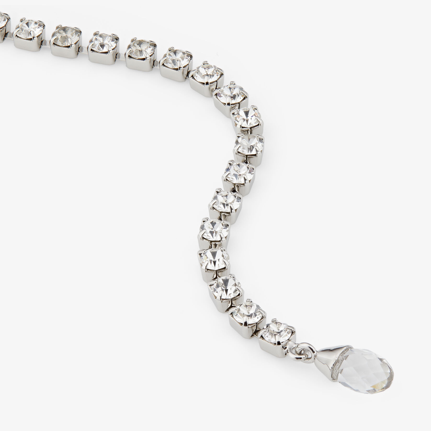 Saeda Necklace
Silver-Finish Metal Chain Necklace with Crystal - 4