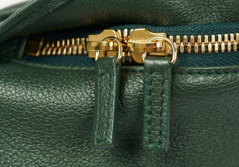 PALACE LEATHER BUM BAG GREEN 8