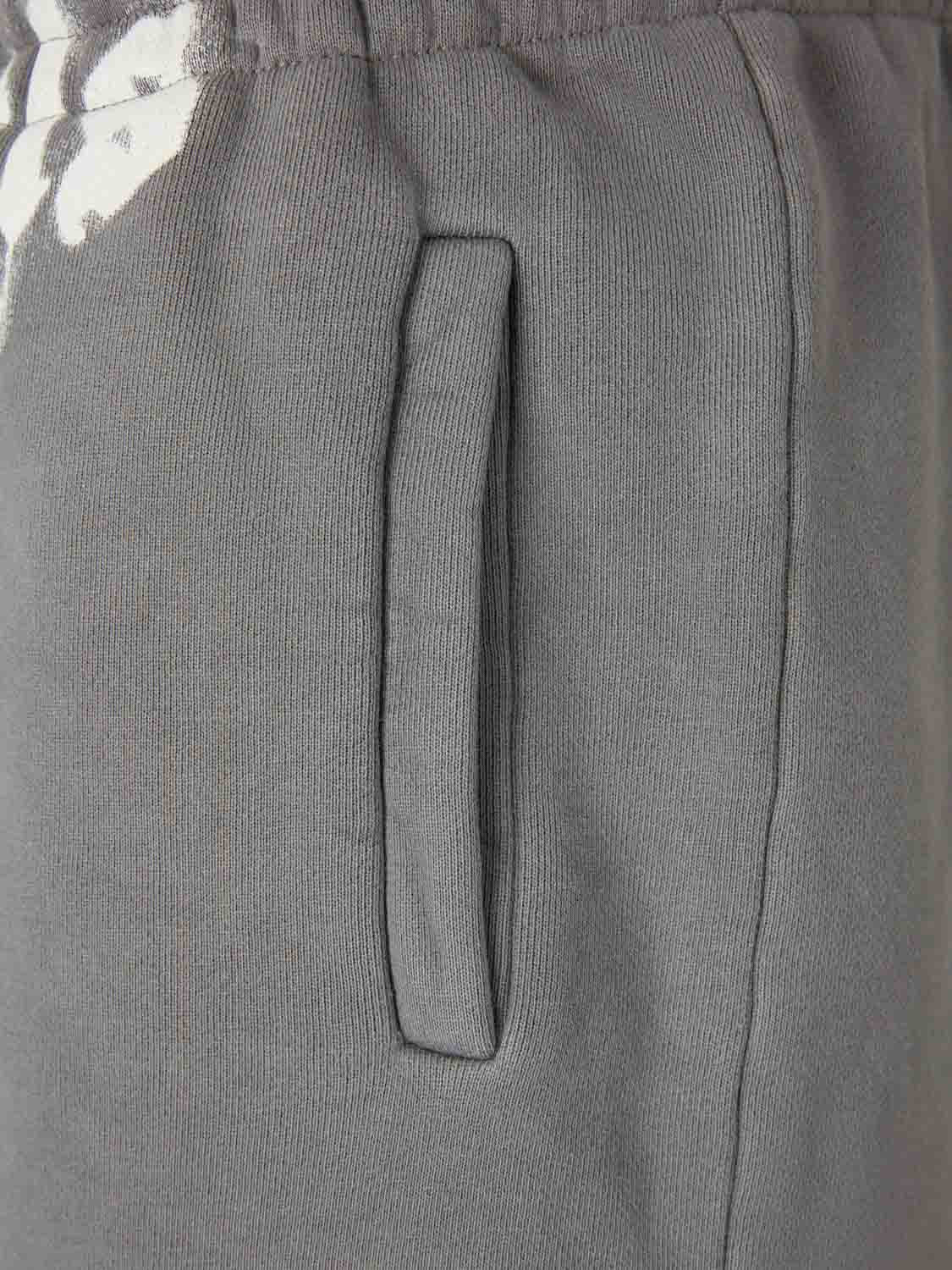 BERMUDAS CON CORDONES Y LOGO ESTAMPADO - 3