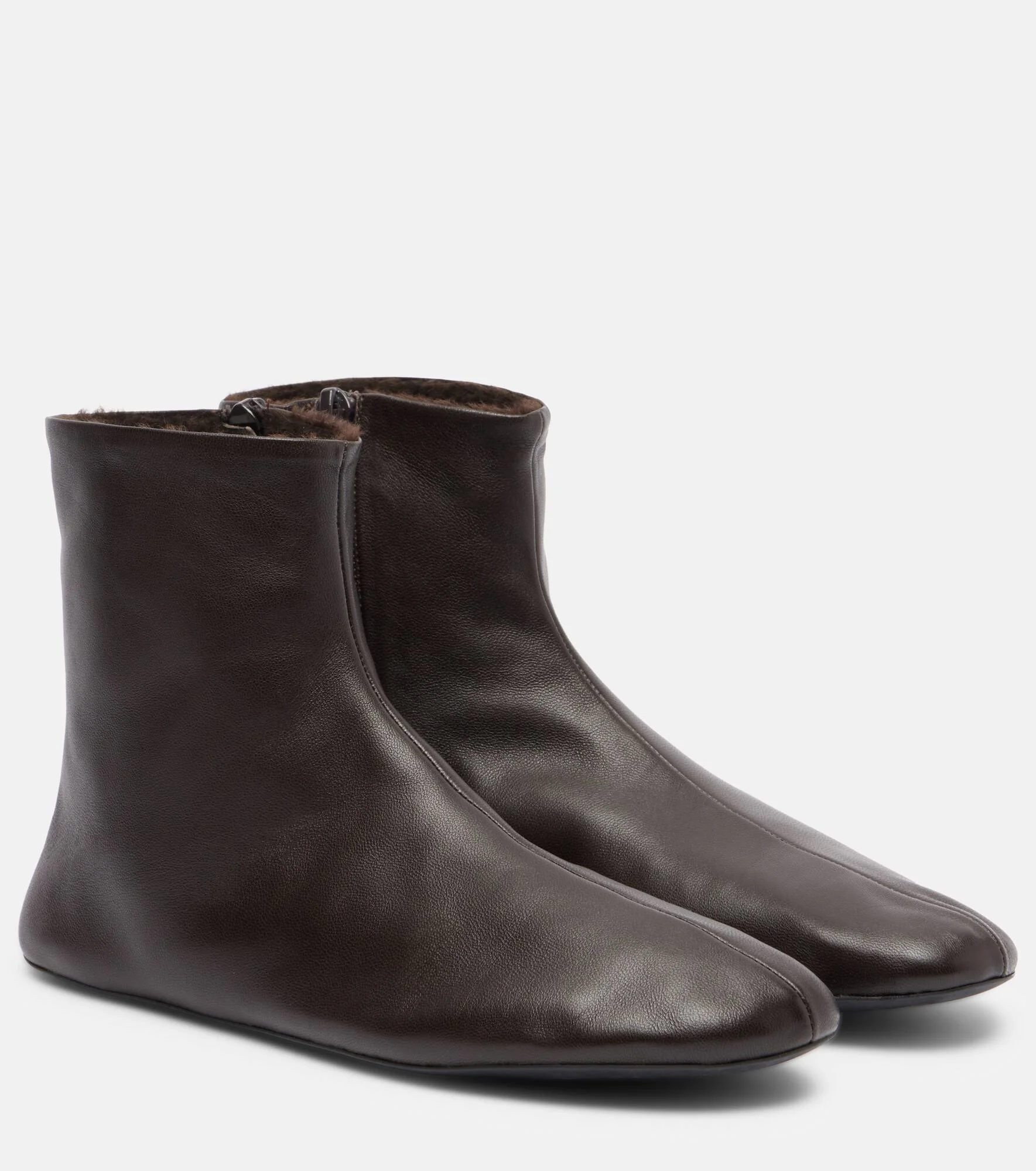 Stella shearling-lined leather ankle boots - 1