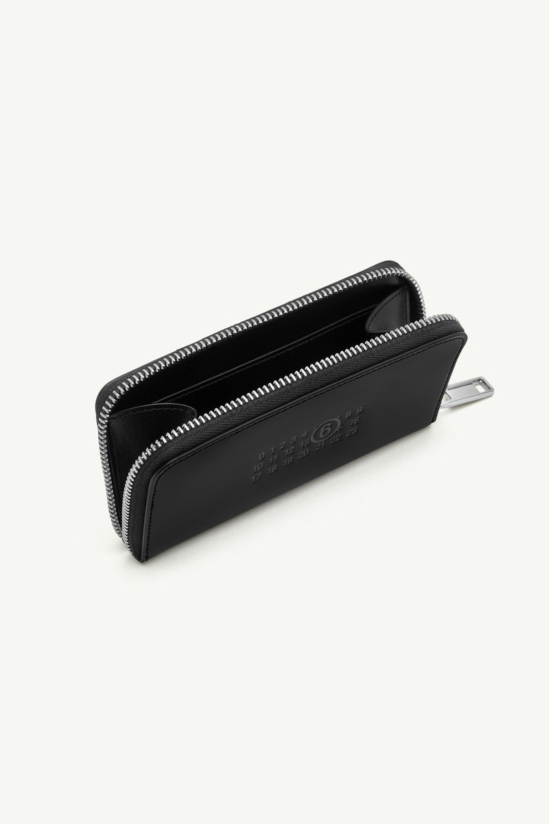 MM6 Maison Margiela Long wallet outlook