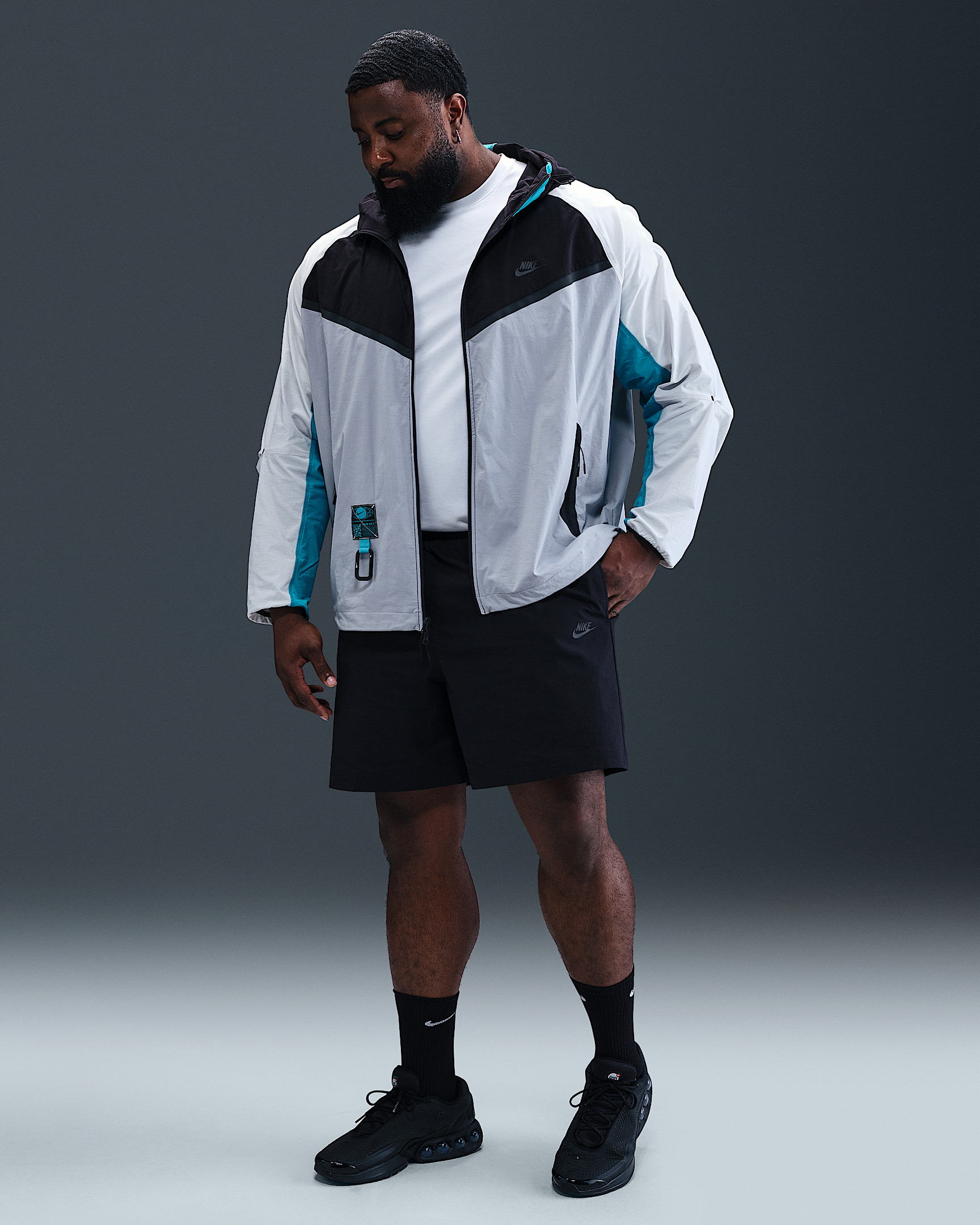 Nike Tech Men's Woven Shorts - 6