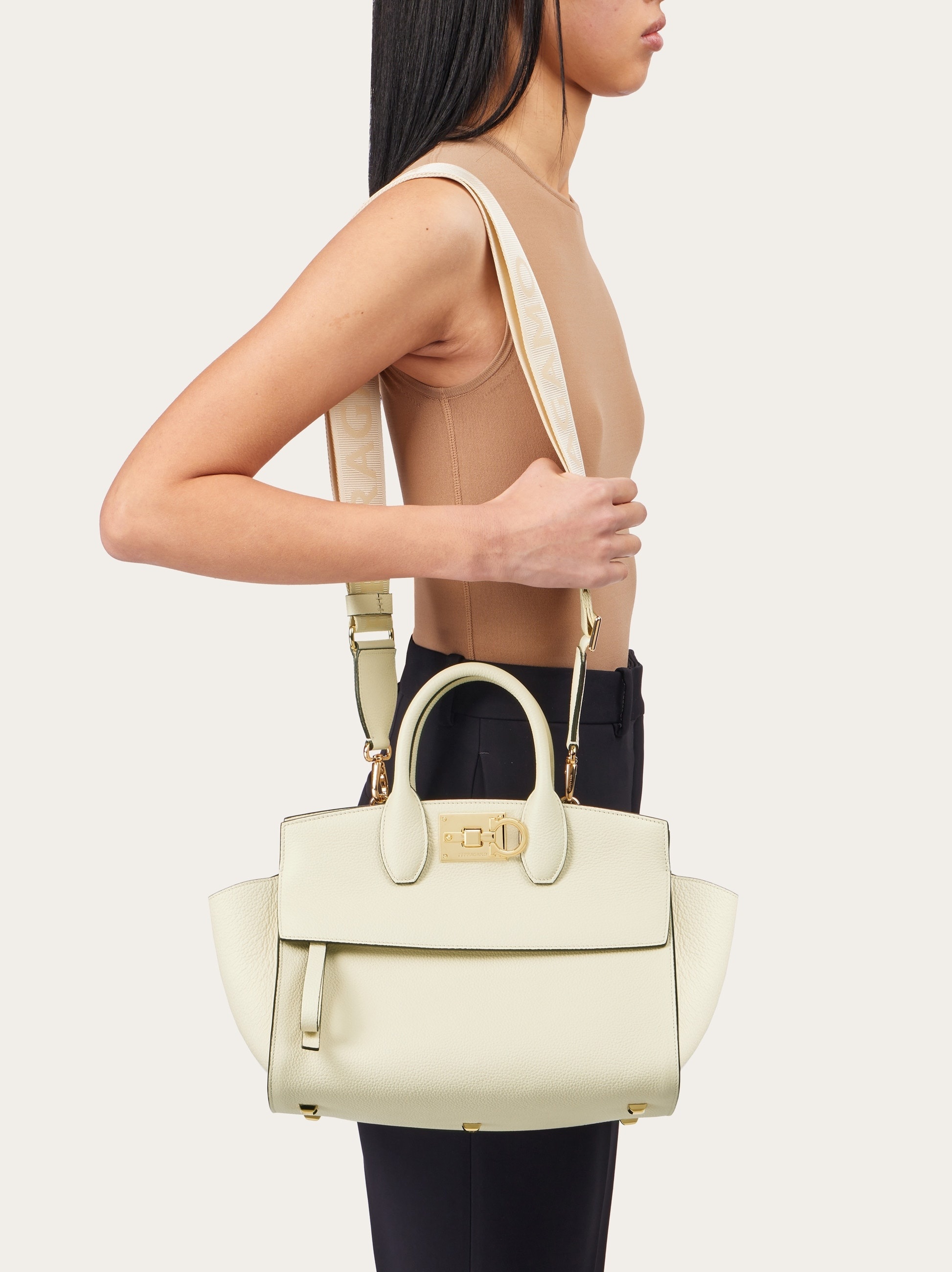 Ferragamo Studio Soft bag (S) - 3