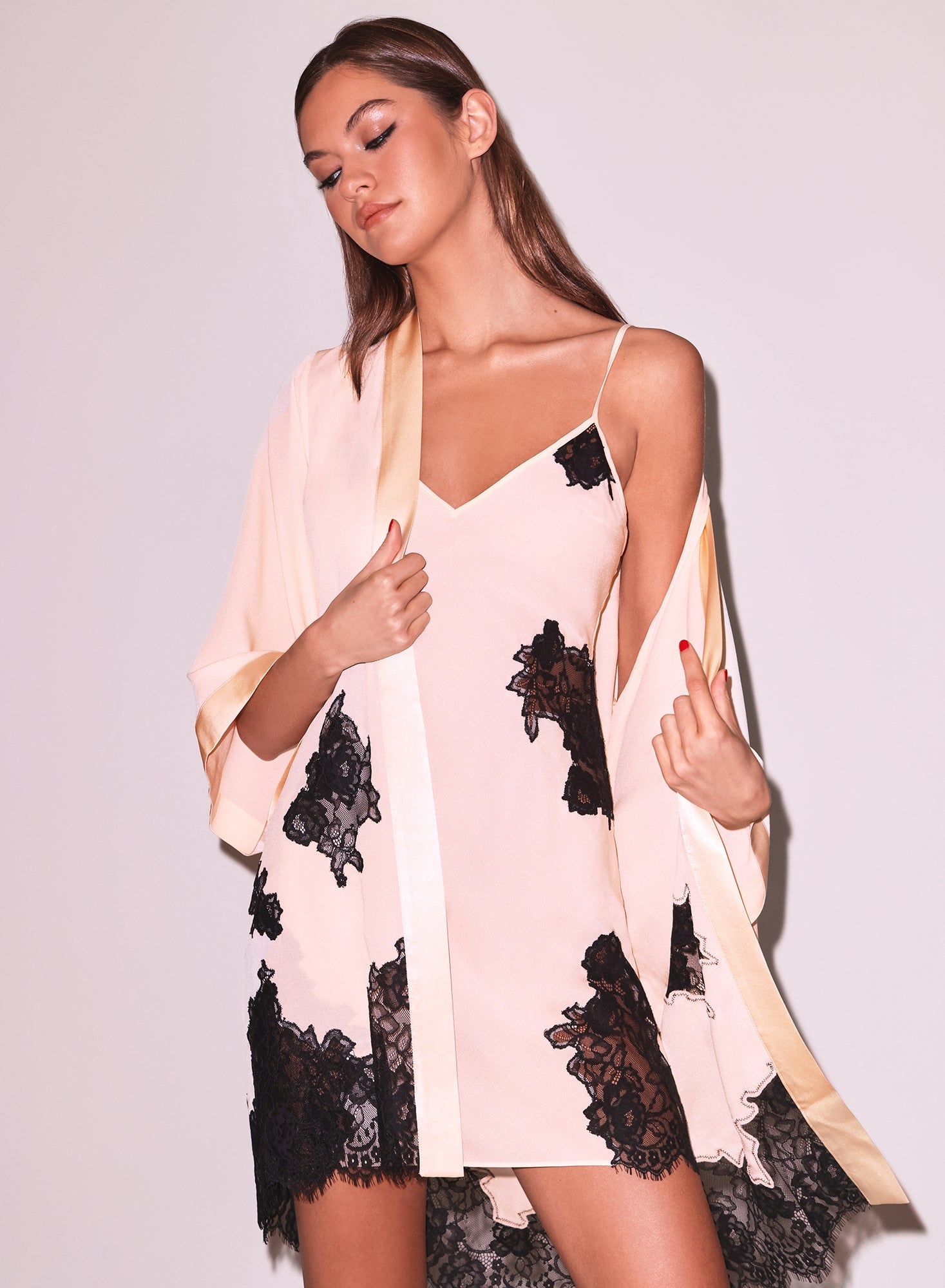 Juliet Lace Robe - 2