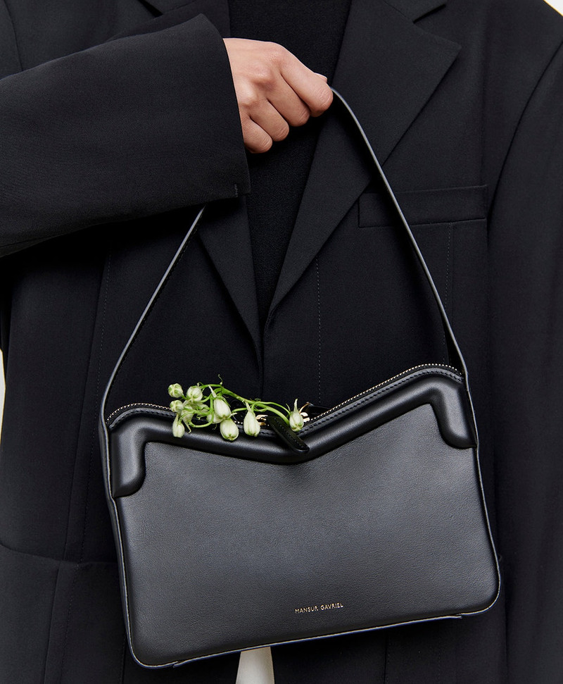 Mansur Gavriel M FRAME BAGUETTE outlook