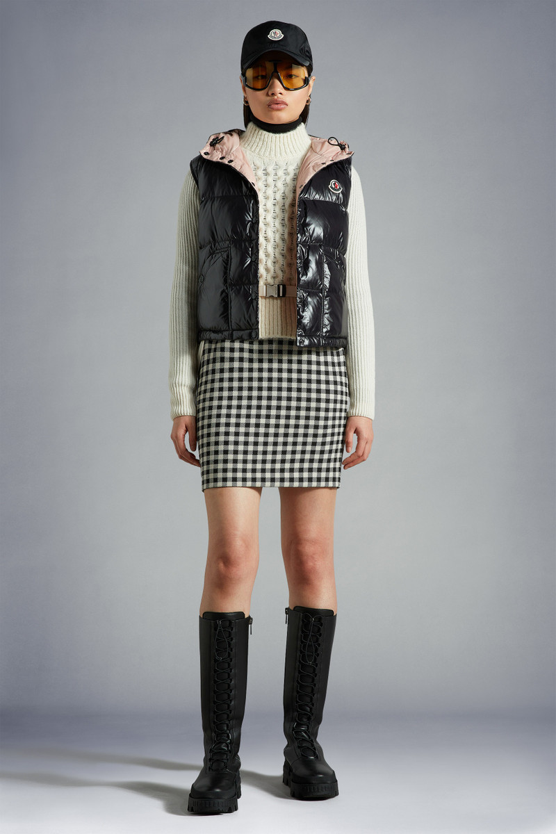Moncler Aval Down Vest outlook